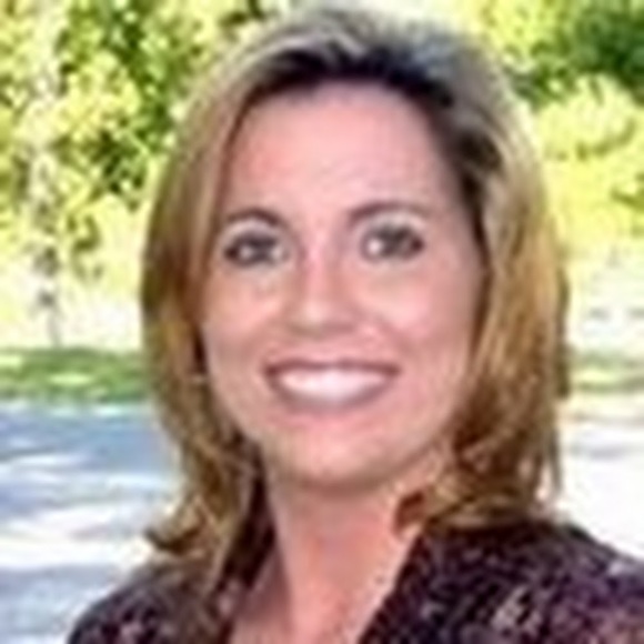 Meet your Posher, Elizabeth - Picture 1 of 1